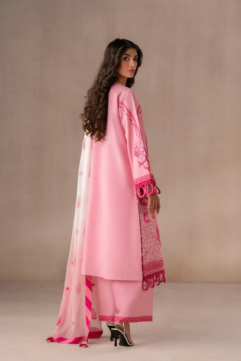 EMBROIDERED SUIT