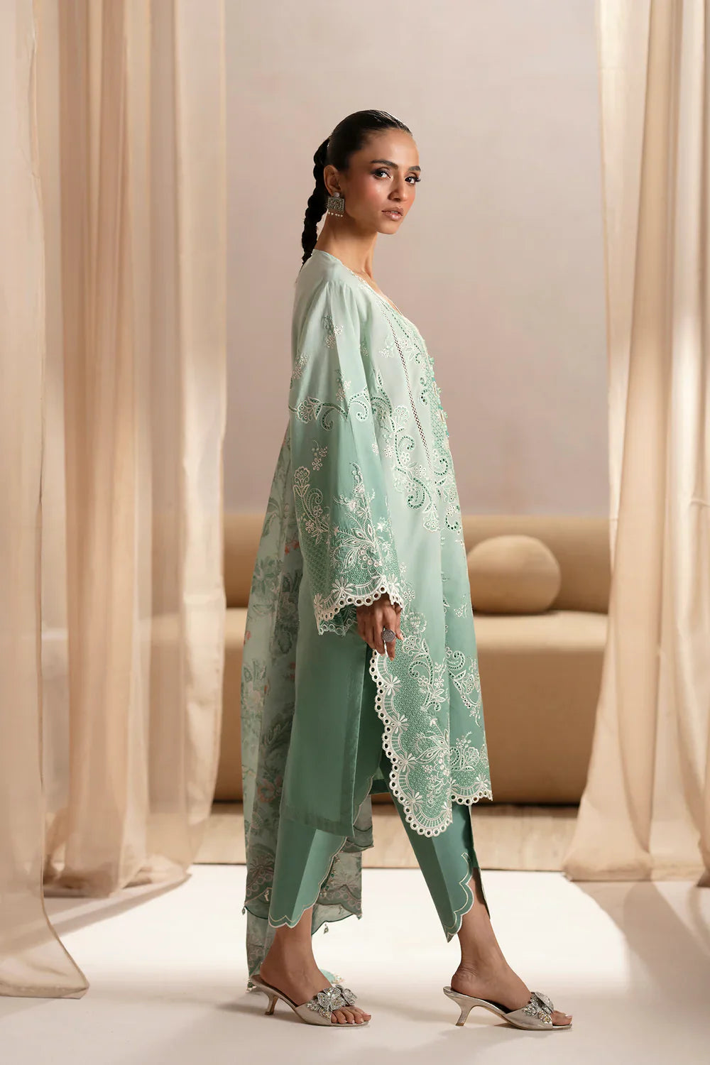 EMBROIDERED SUIT