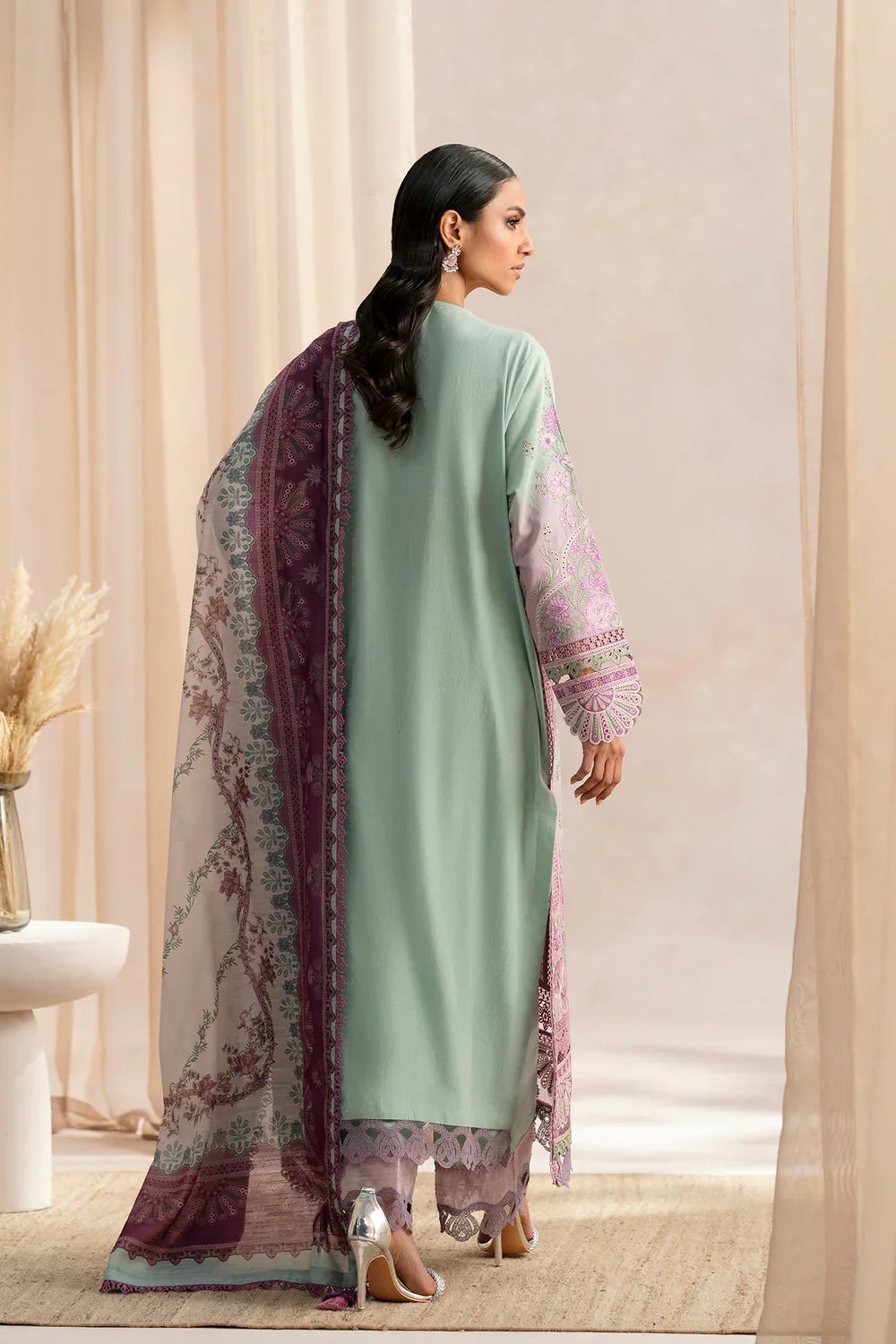 EMBROIDERED SUIT