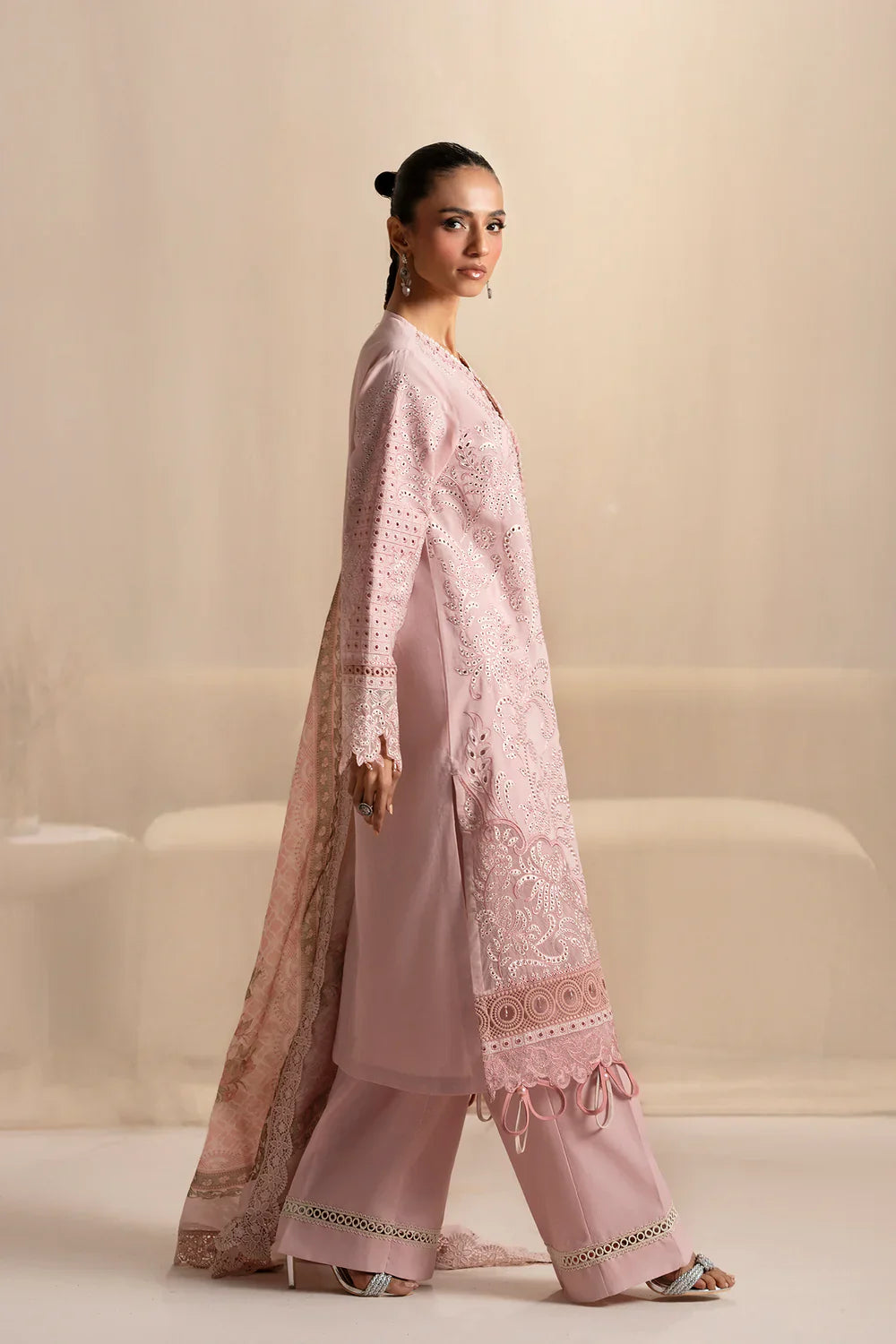EMBROIDERED SUIT