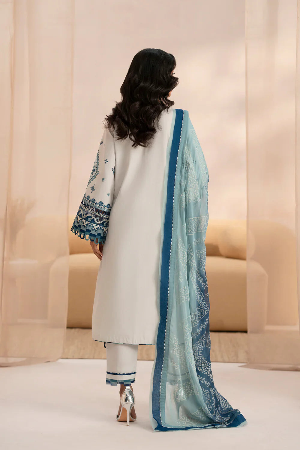 EMBROIDERED SUIT