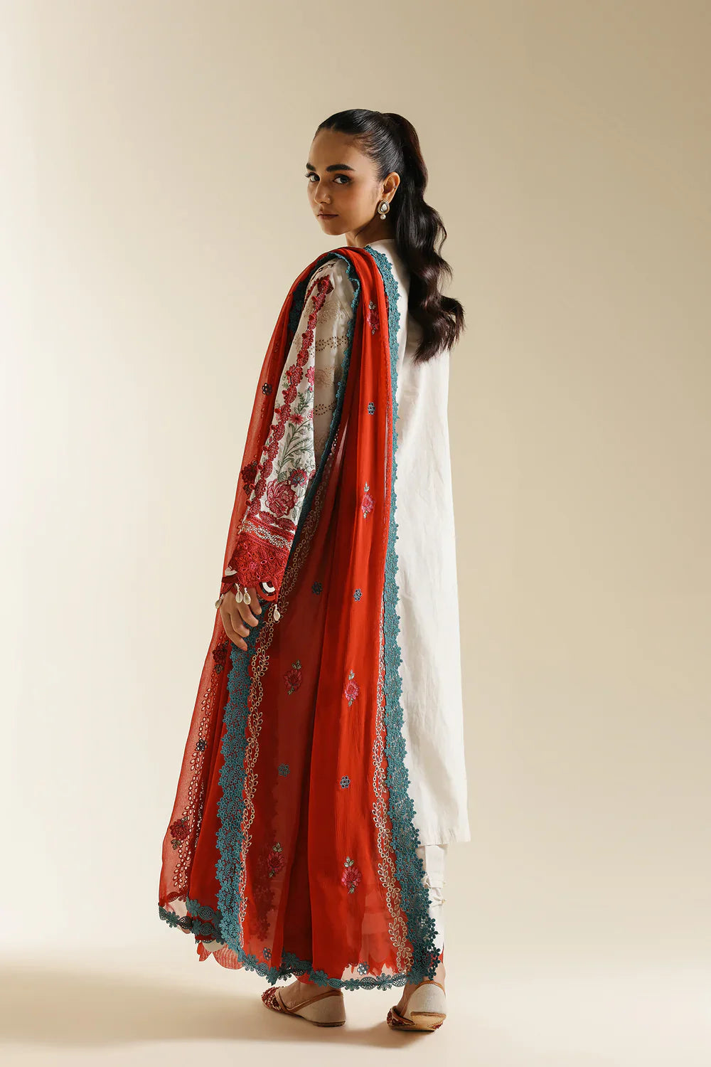 EMBROIDERED SUIT