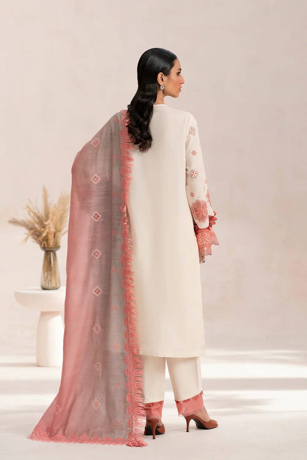 EMBROIDERED SUIT