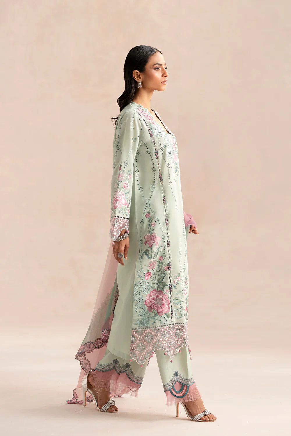 EMBROIDERED SUIT