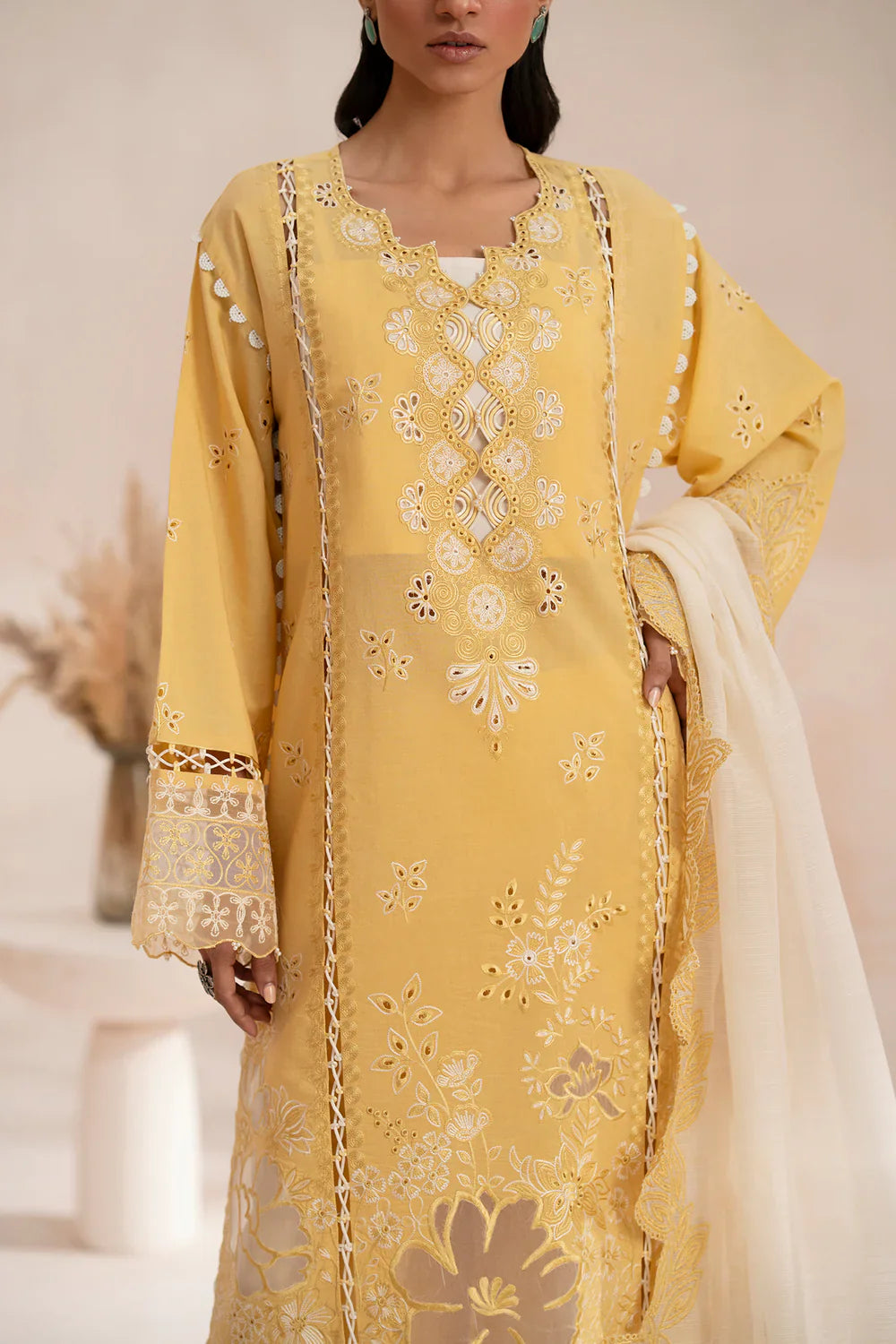 EMBROIDERED SUIT