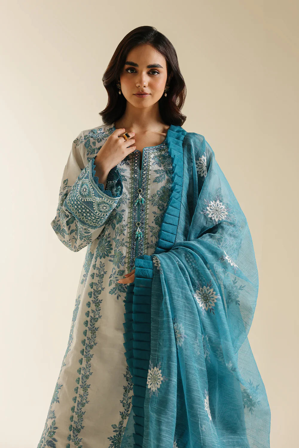 EMBROIDERED SUIT