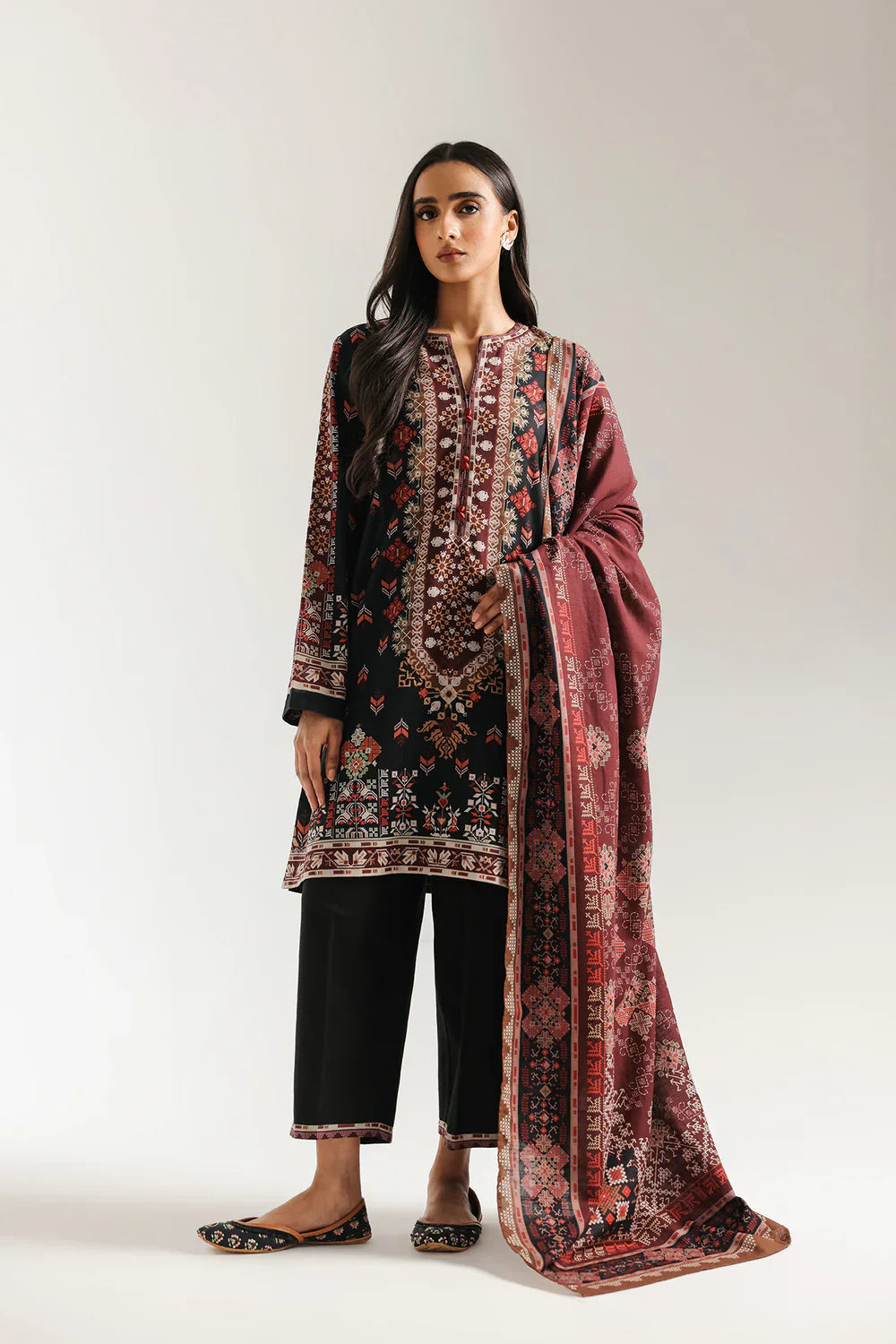 PRINTED SUIT
