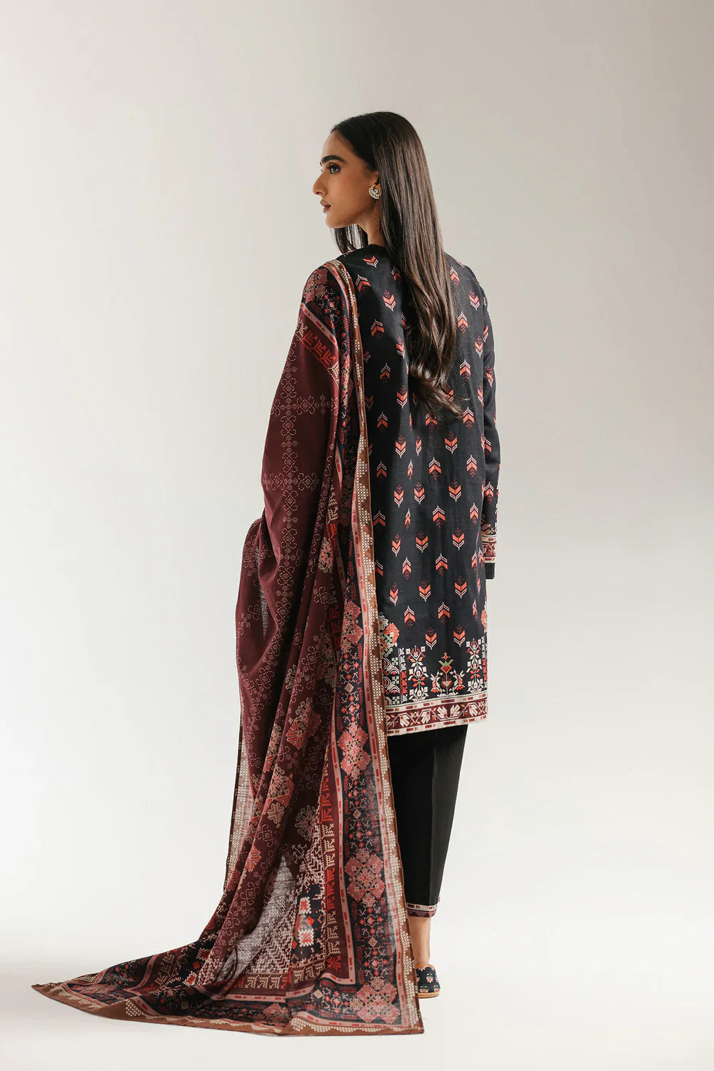 PRINTED SUIT