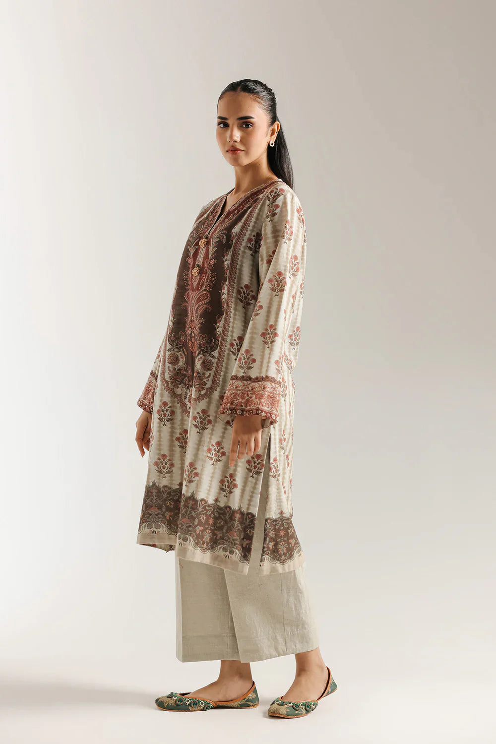PRINTED SUIT