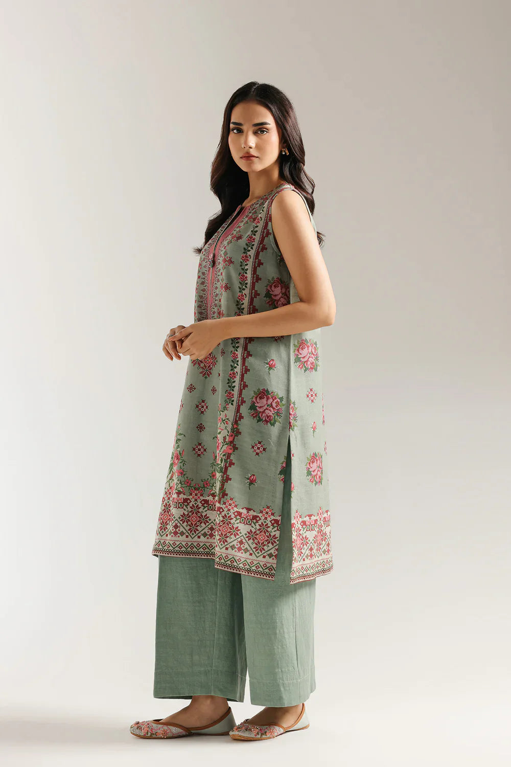 PRINTED SUIT
