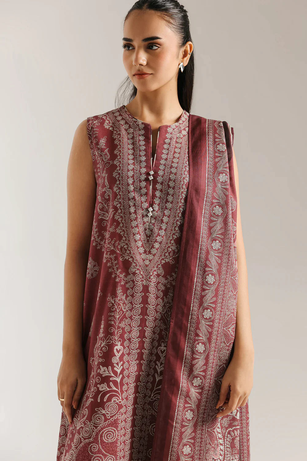 PRINTED SUIT