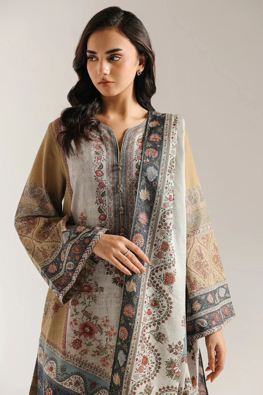PRINTED SUIT