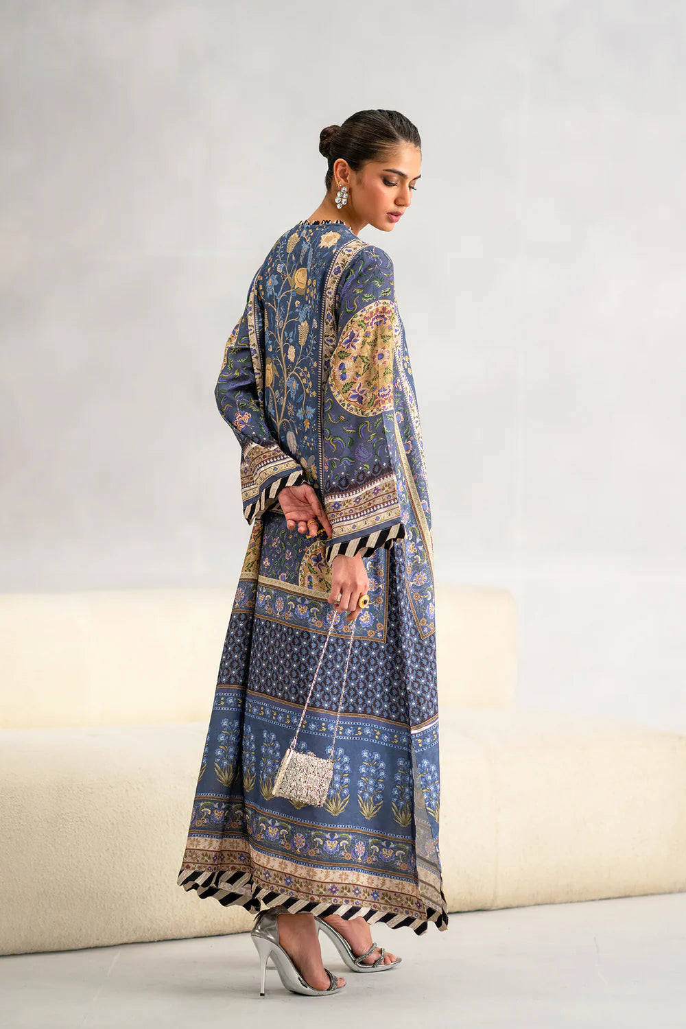 EMBROIDERED KAFTAN