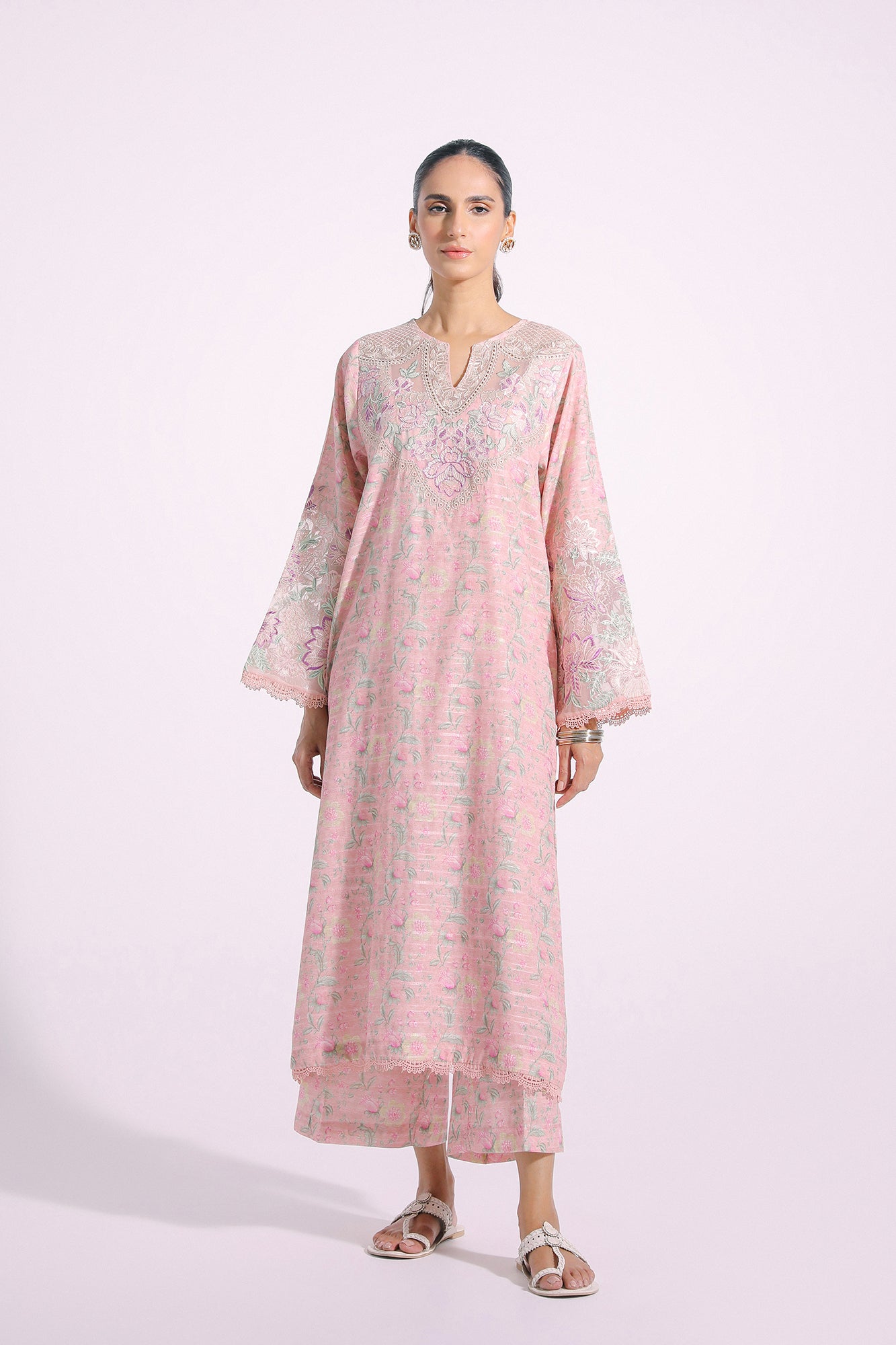 EMBROIDERED SUIT  Style Code : E1507/103/326
