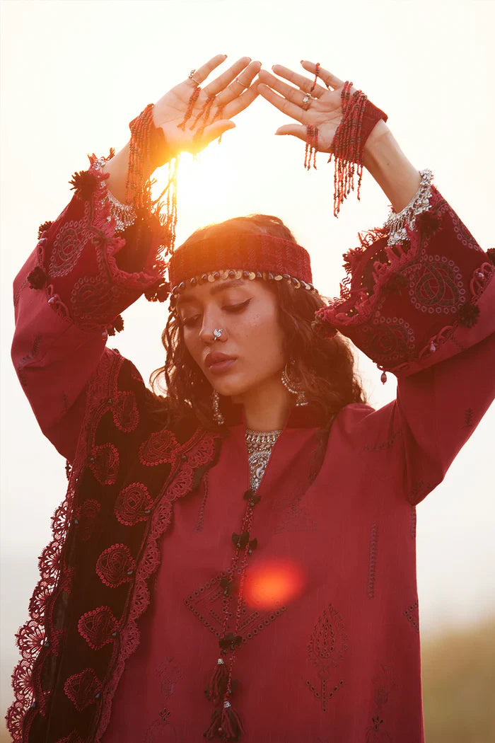 NAZNEEN-SRW25-04