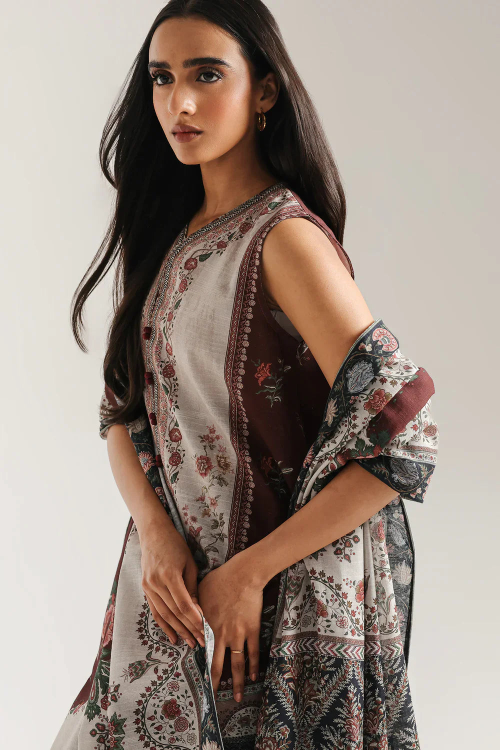 PRINTED SUIT