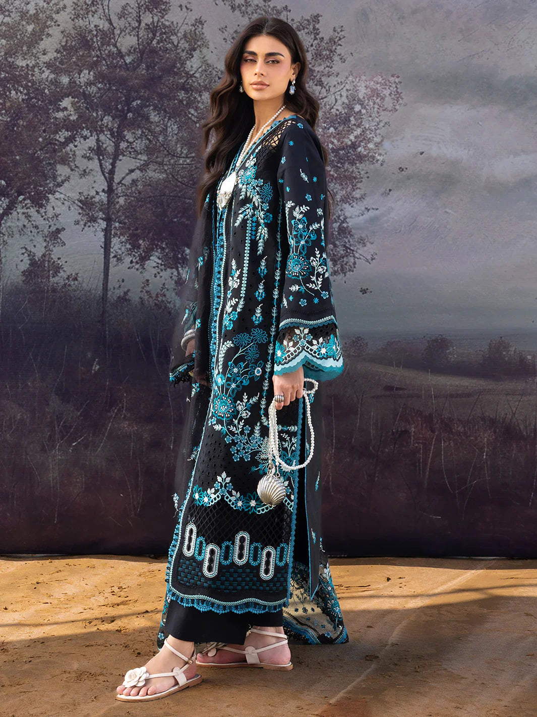 S-016 | Luxury Lawn