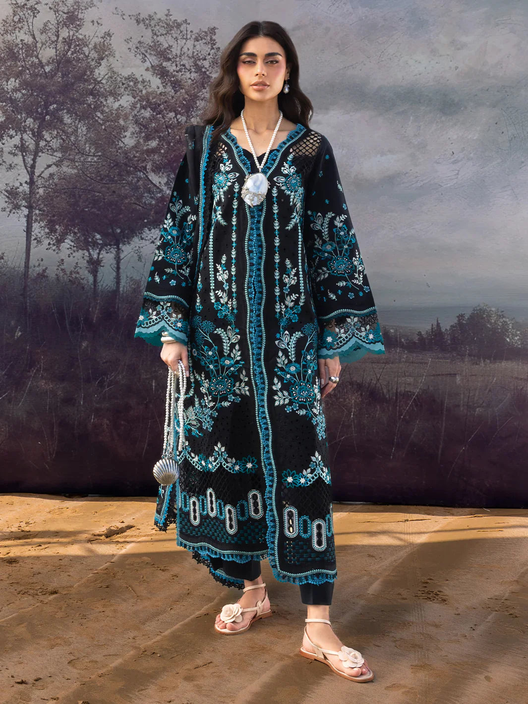 S-016 | Luxury Lawn