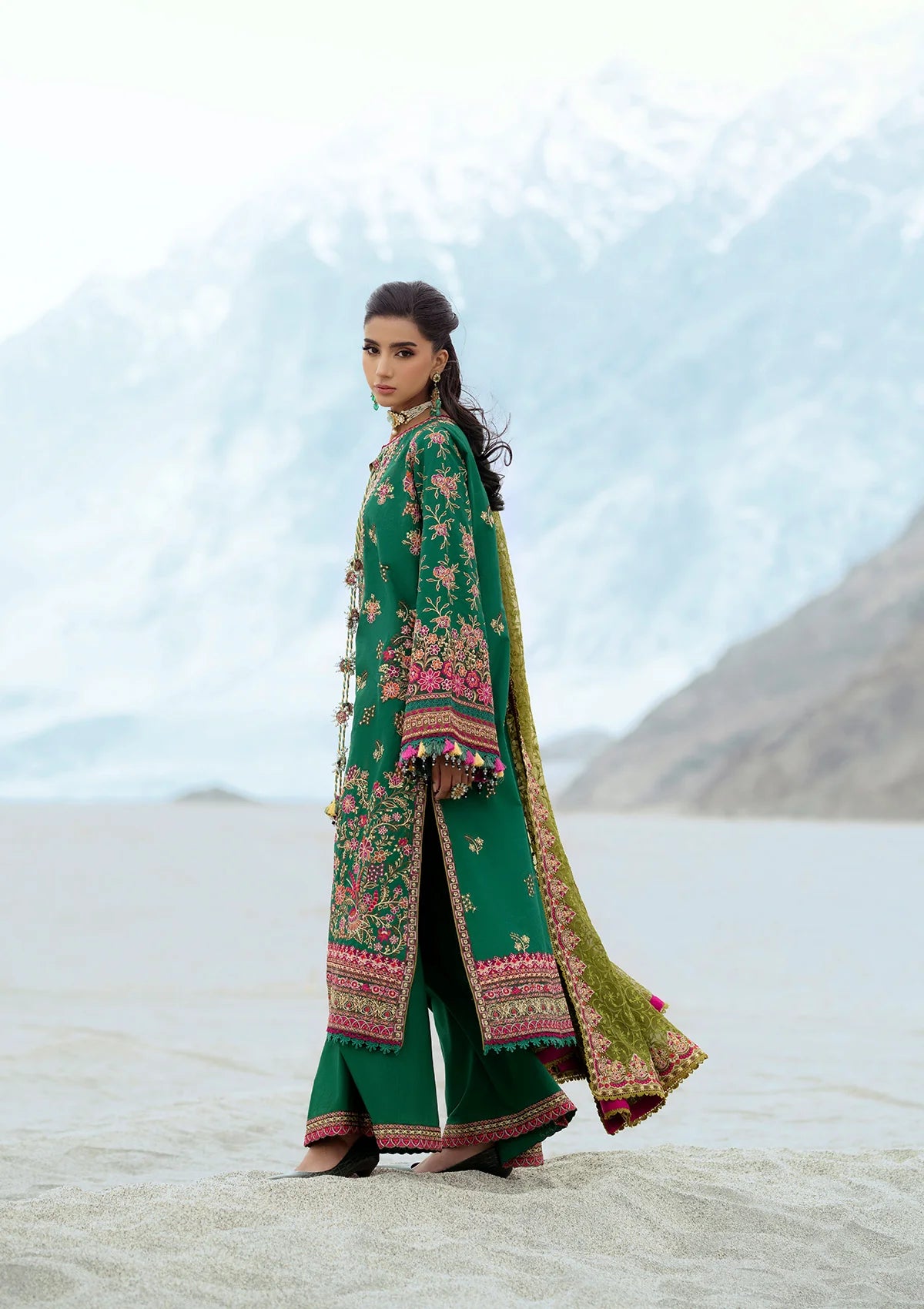 LAWN '25 VOL. 1 - LOOK 10