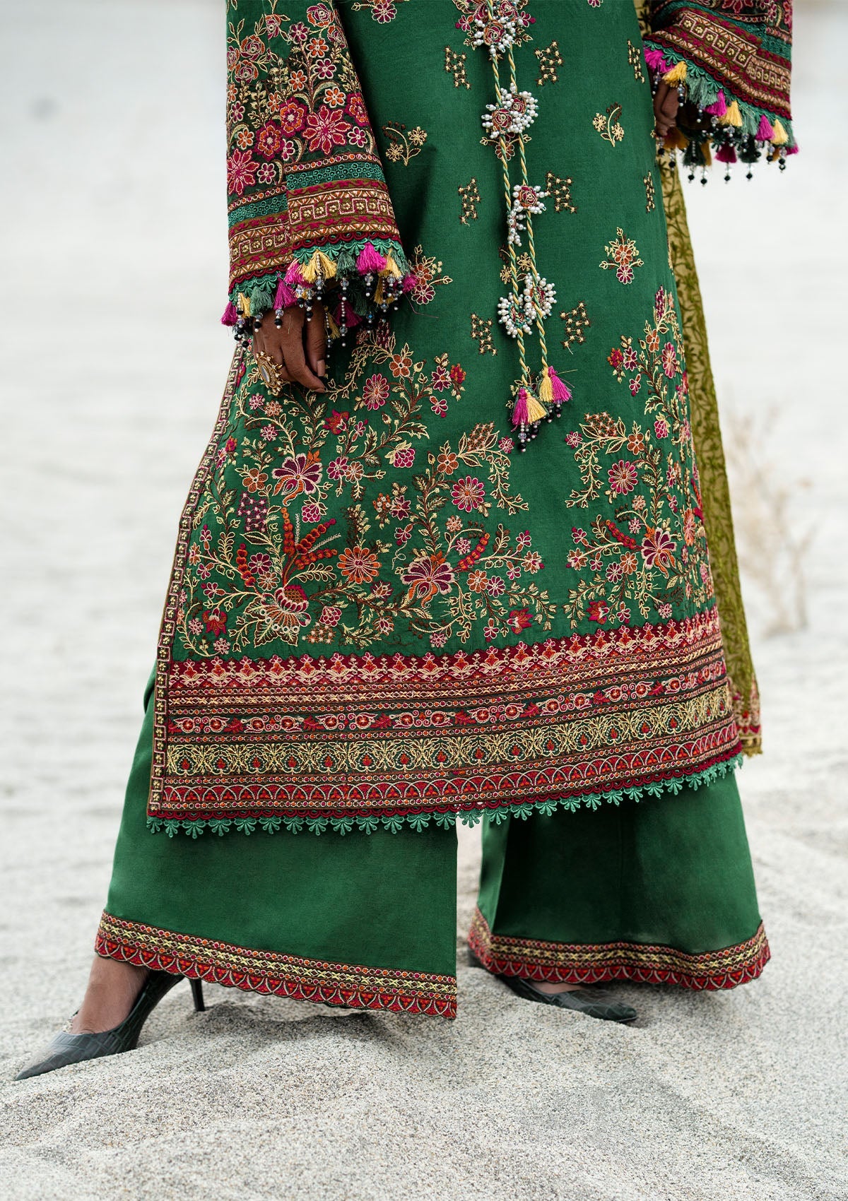 LAWN '25 VOL. 1 - LOOK 10