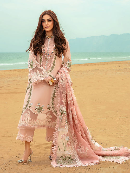 Saira Shakira Lawn