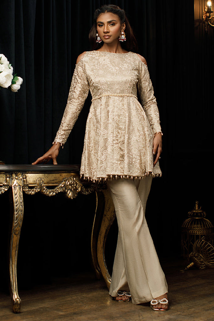 EMBROIDERED PEPLUM Design Code: 7934.1