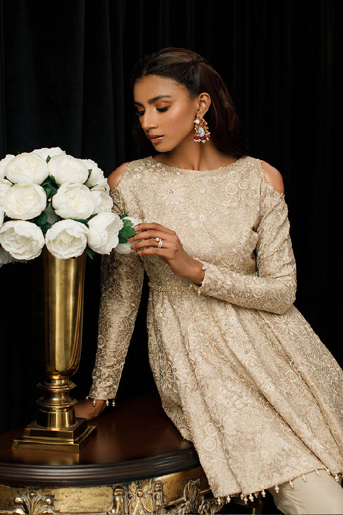 EMBROIDERED PEPLUM Design Code: 7934.1