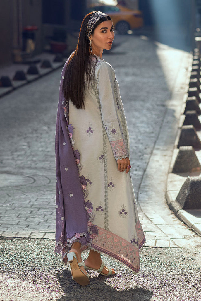 NILUFUR